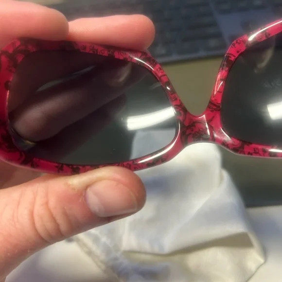 OAKLEY Script Sunglasses – Style 05963 – Women’s GUC - Picture 10 of 13